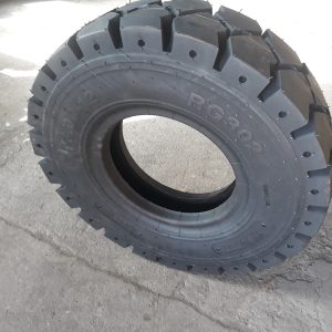 ГУМА 7.00-12 /14 PR RG302 ВЪНШНА ЗА МОТОКАР