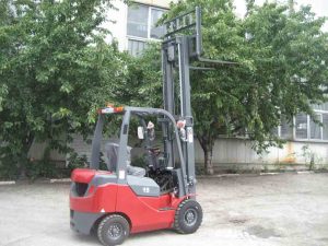 Мотокар A-lift 1.5 тона дизел 3.0 метра дуплекс с двигател Xanchai