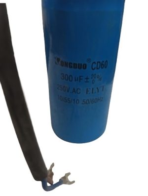 Кондензатор 300 uF / 250 V AC